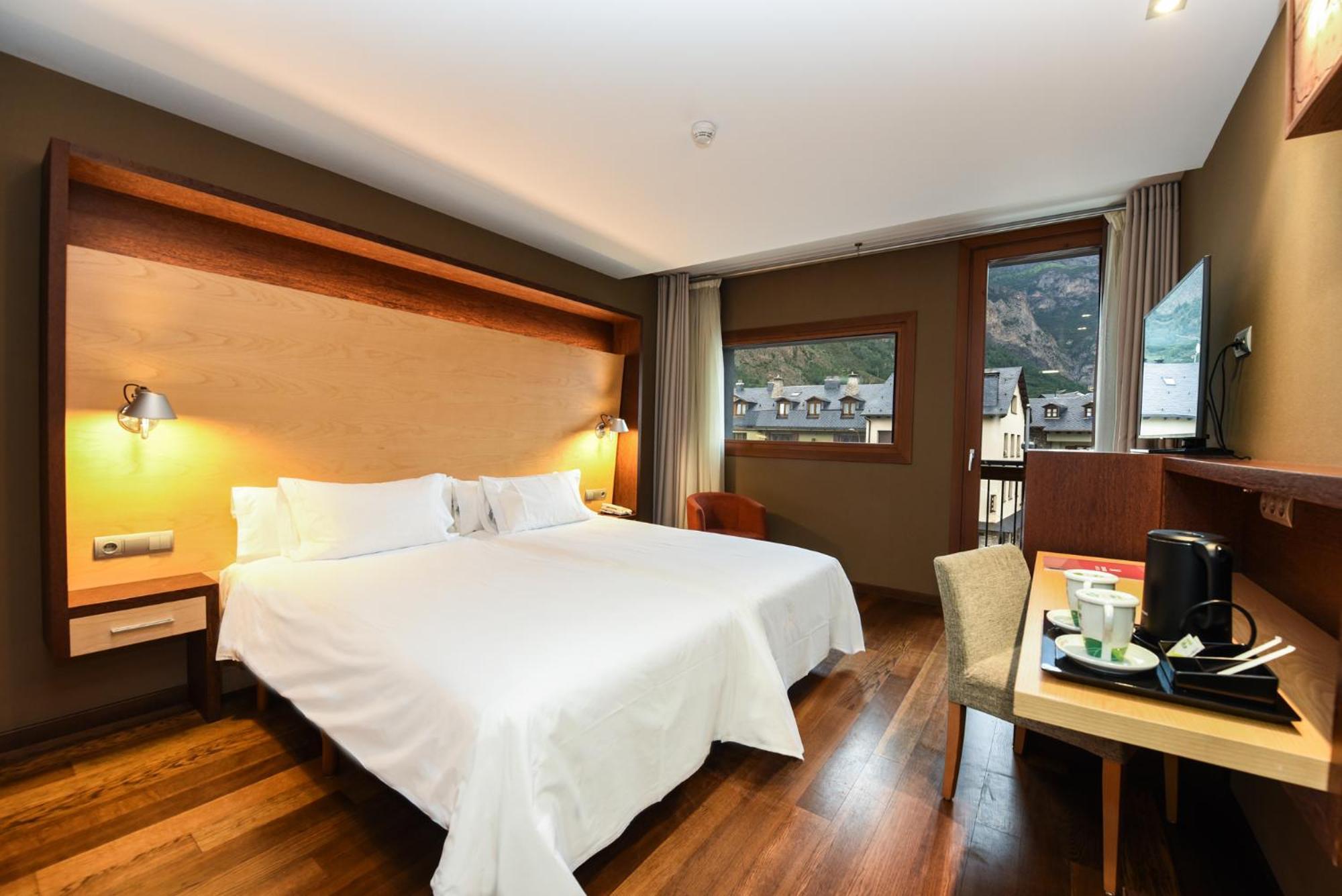 Sommos Hotel Aneto Benasque Dış mekan fotoğraf